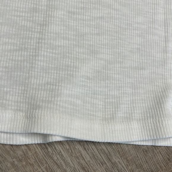 PROJECT SOCIAL T Los  Angeles White Scoop Neck Sleeveless Tank Top Womens Medium - Picture 6 of 6